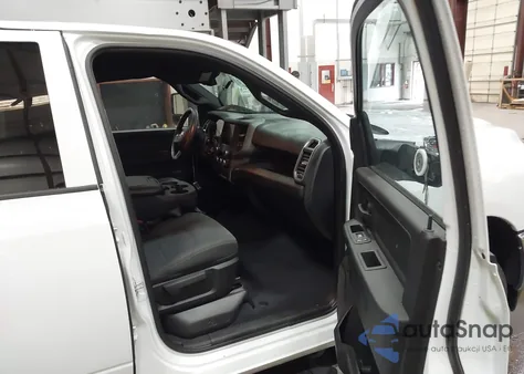 2023 Ram 2500 Tradesman 4X4 6'4 Box from USA, damaged, VIN 3C6UR5CL7PG503872